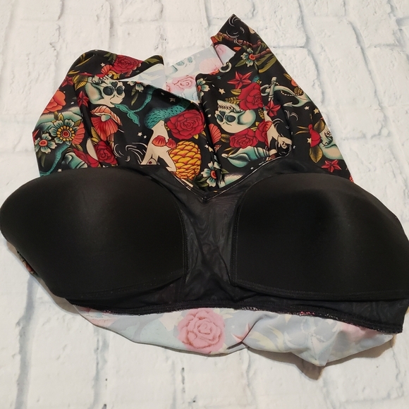 TORRID BLACK TATTOO PRINT RACERBACK TANKINI Size 4 - Picture 4 of 7